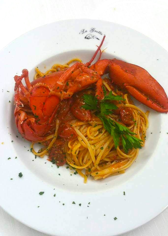Primeros platos de pescado — Restaurante La Grotta La Maddalena
